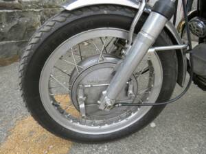 Image 36/45 of Moto Guzzi V7 Sport (1973)