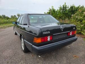 Bild 7/39 von Mercedes-Benz 190 E 1.8 (1992)