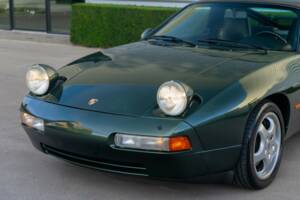 Afbeelding 5/46 van Porsche 928 GTS (1993)