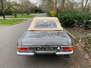 Afbeelding 39/50 van Mercedes-Benz 280 M-SL (1964)