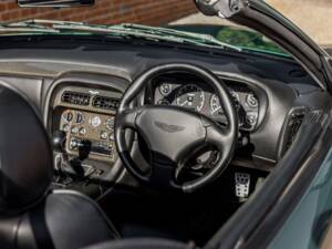 Bild 60/83 von Aston Martin DB 7 Vantage Volante (2001)