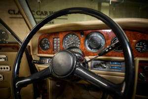 Imagen 61/100 de Rolls-Royce Silver Shadow II (1980)