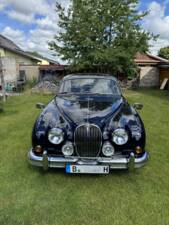 Imagen 3/50 de Jaguar Mk II 2.4 (1960)