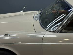 Bild 25/50 von Jaguar XJ 6 4.2 (1972)