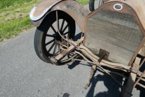 Image 40/66 of Regal Model T Underslung (1913)