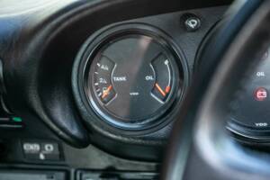 Immagine 34/41 di Porsche 911 Carrera 3.2 (1988)