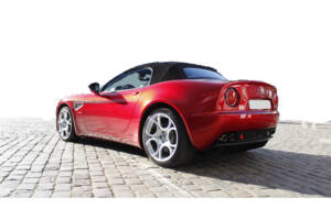 Image 3/9 of Alfa Romeo 8C Spider (2011)