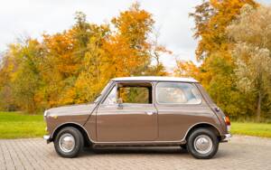 Immagine 4/36 di Innocenti Mini 1001 Export (1972)