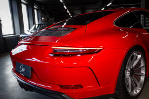 Image 10/27 de Porsche 911 GT3 Touring (2018)