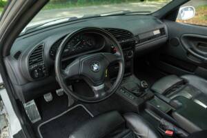 Bild 30/50 von BMW 318is "Class II" (1994)