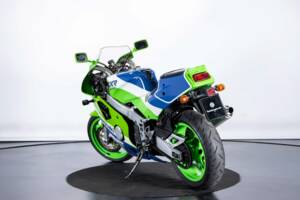 Image 2/40 of Kawasaki ZX-R 400 (1991)