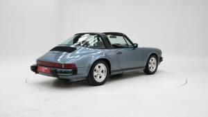 Image 2/15 of Porsche 911 Carrera 3.2 (1984)