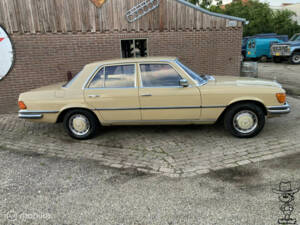 Image 5/31 of Mercedes-Benz 280 S (1975)