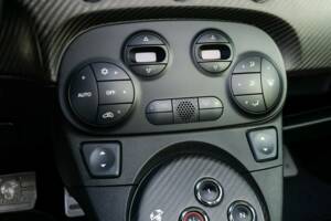 Imagen 18/50 de Abarth 695 "Edizione Maserati" (2013)