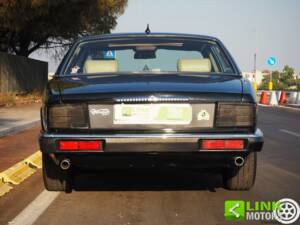 Bild 9/50 von Jaguar Sovereign 3.6 (1988)