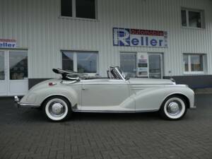 Immagine 8/33 di Mercedes-Benz 300 Sc Cabriolet A (1957)