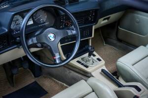 Bild 8/40 von BMW M 635 CSi (1984)