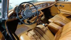 Immagine 20/29 di Mercedes-Benz 280 SE 3,5 (1970)