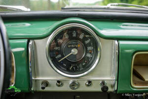 Image 7/43 of Morris Minor 1000 Traveller (1965)
