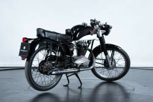 Image 6/50 of Mondial 125 (1961)