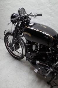 Immagine 26/36 di Vincent Black Shadow C (1951)