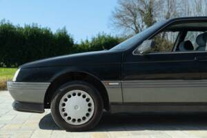 Image 18/50 of Alfa Romeo 75 2.0 Twin Spark (1990)