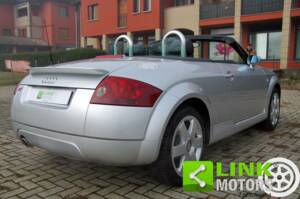 Immagine 6/10 di Audi TT 1.8 T (2000)