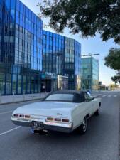 Bild 4/34 von Chevrolet Impala Convertible (1971)