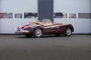 Image 3/32 de Jaguar XK 140 OTS (1955)
