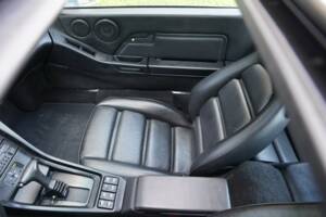 Image 28/50 of Porsche 928 GTS (1993)