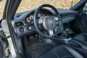 Image 23/50 of Porsche 911 Carrera S (2004)
