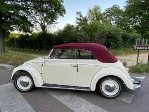 Image 1/7 of Volkswagen Beetle 1200 Convertible (1954)