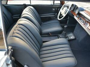 Bild 35/50 von Mercedes-Benz 280 SE 3,5 (1971)