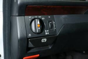 Bild 14/50 von Mercedes-Benz 300 E-24 (1992)