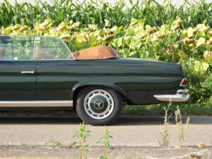 Bild 10/41 von Mercedes-Benz 250 SE (1967)