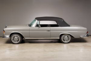 Image 8/45 of Mercedes-Benz 250 SE (1967)