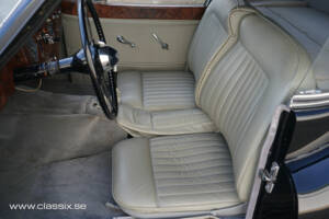 Immagine 18/22 di Jaguar XK 120 FHC (1952)