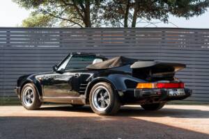 Afbeelding 2/62 van Porsche 911 Carrera 3.2 "#250.000 911" (1987)