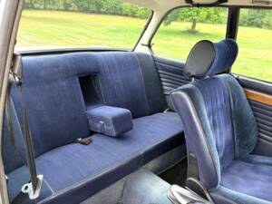 Image 20/22 of BMW 2002 (1975)