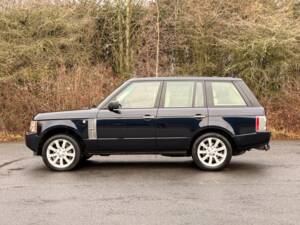 Bild 23/27 von Land Rover Range Rover Vogue TDV8 (2009)