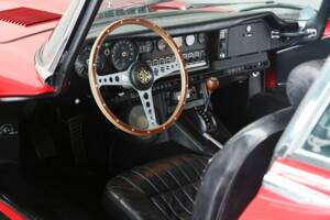 Bild 12/44 von Jaguar E-Type (2+2) (1969)
