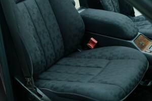 Bild 41/50 von Mercedes-Benz 400 SE (1991)