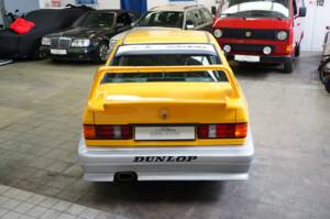 Imagen 8/32 de Mercedes-Benz 190 E 2.5-16 Evolution II (1993)
