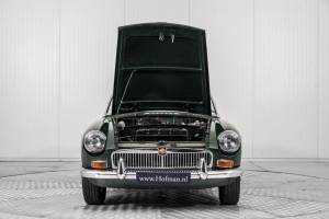 Image 43/50 of MG MGB (1968)