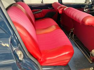 Immagine 27/38 di Citroën Ami 6 Berline (1968)
