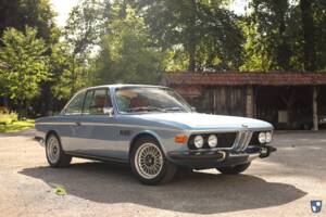 Image 2/73 of BMW 3.0 CSi (1973)