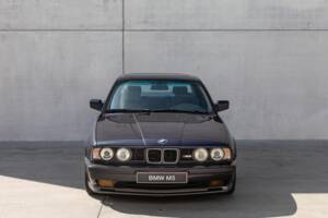 Immagine 3/8 di BMW M5 (1991)