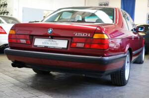 Bild 15/33 von BMW 750i (1991)
