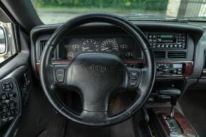 Bild 44/50 von Jeep Grand Cherokee 5.9 Limited (1998)