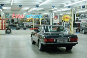 Image 9/50 de Mercedes-Benz 560 SL (1988)